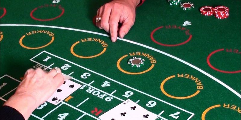 Hướng dẫn rút thêm bài theo luật chơi Baccarat